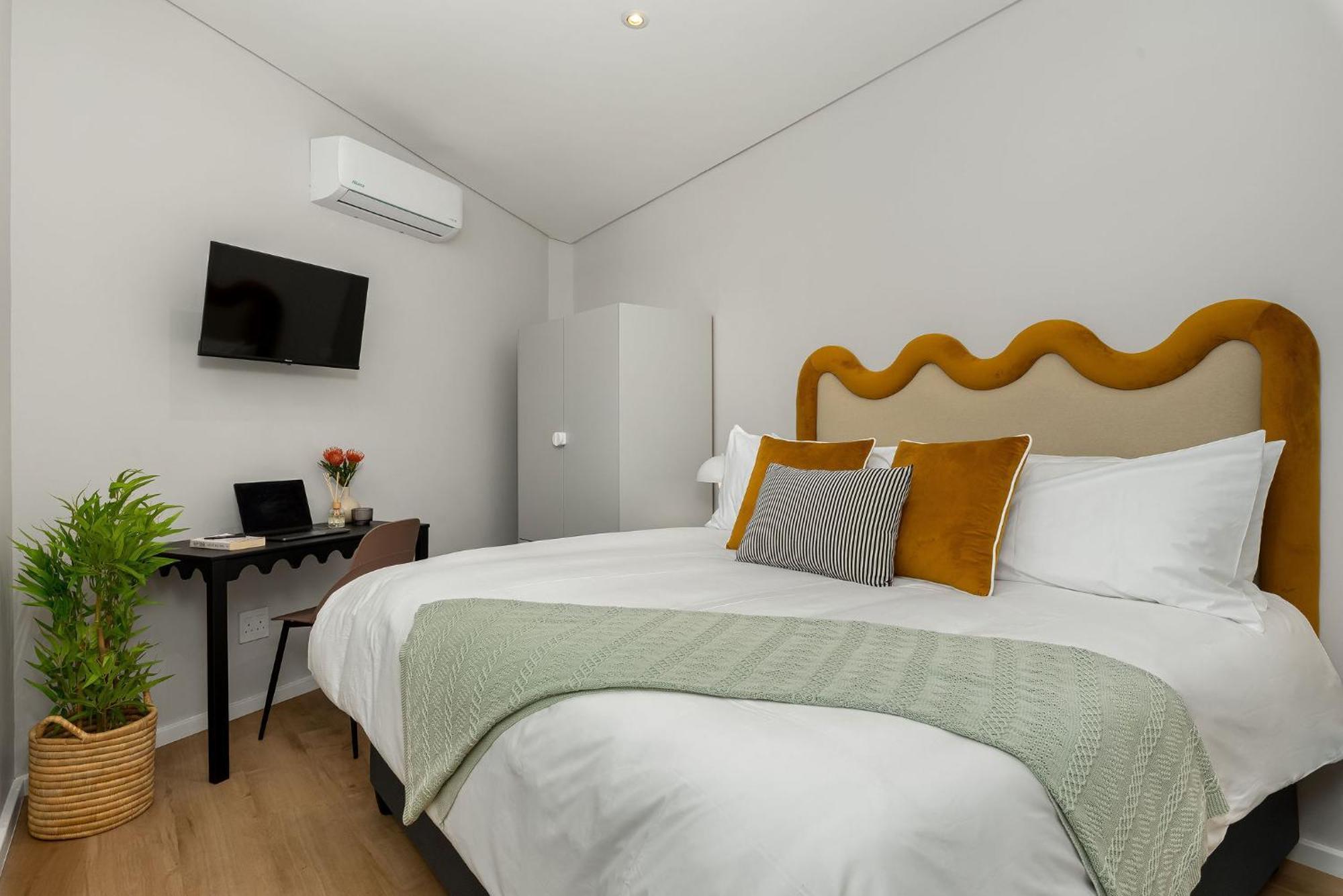 Hotel Neighbourgood 1St Crescent Camps Bay Ciudad del Cabo Exterior foto
