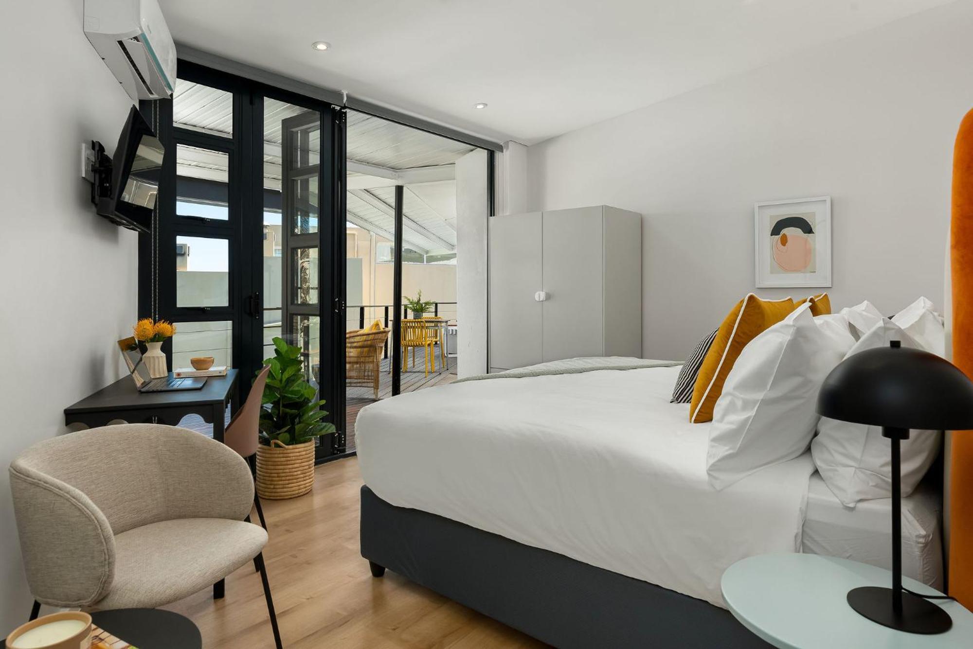 Hotel Neighbourgood 1St Crescent Camps Bay Ciudad del Cabo Exterior foto